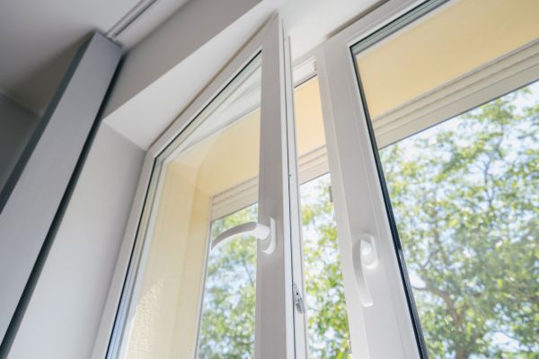 Vinyl Window Replacement in Loxahatchee